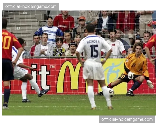 关键瞬间:奥萨苏纳门将神勇扑出赫塔菲点球,力保球门不失